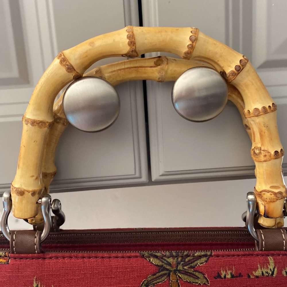 Tropical Wooden Handle Bag - Picture 2 of 5